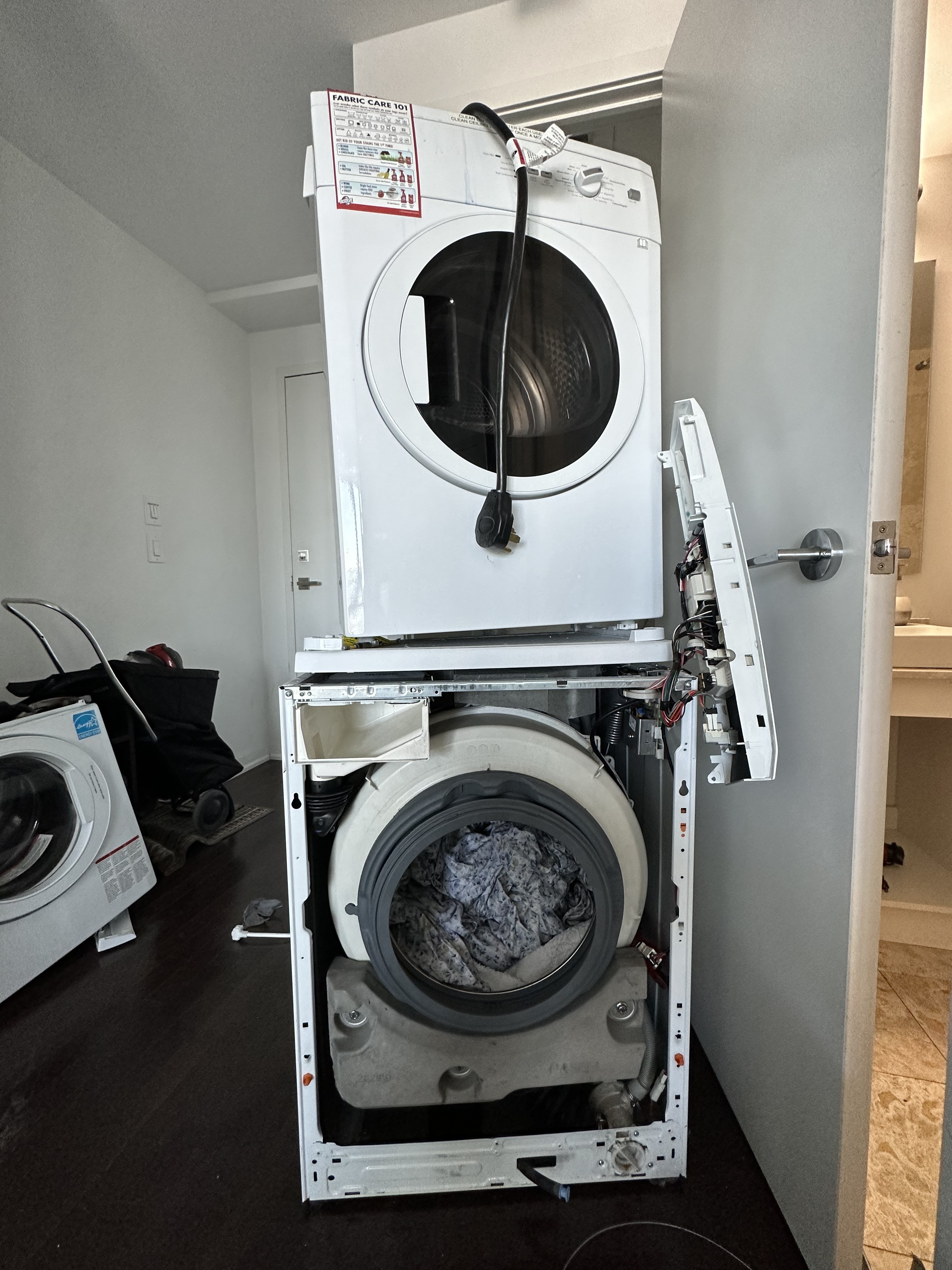 Washing machine stopped draining - urgently needs professional help!